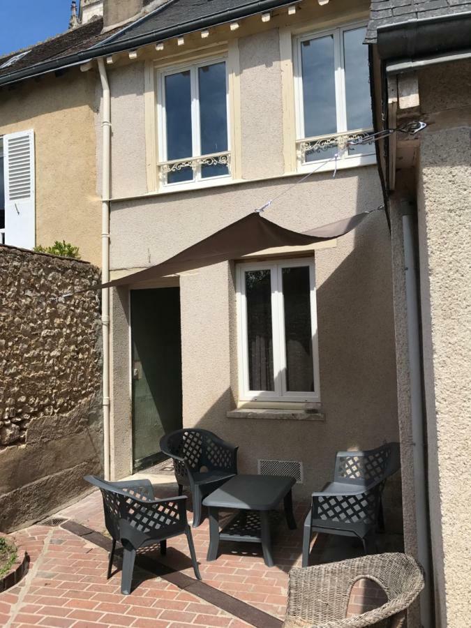 Appartement Au Coeur De Vendôme Екстериор снимка